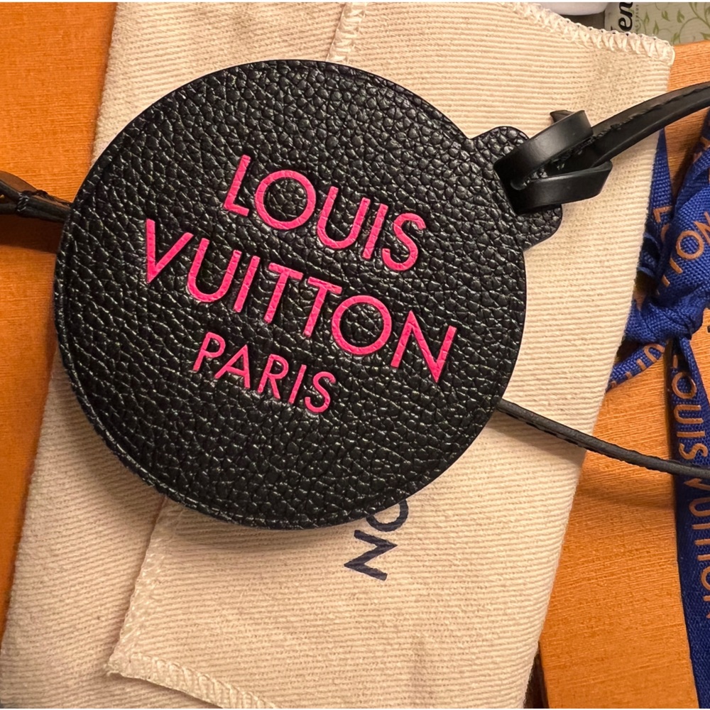 Louis Vuitton Midnight bag charm